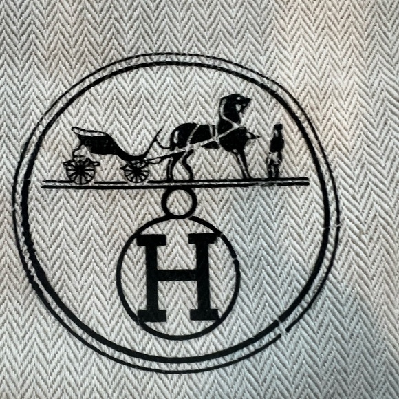Authentic Hermes Paris Herringbone Dust Bags Set of 2 Drawstring Storage Pouches - Picture 3 of 9
